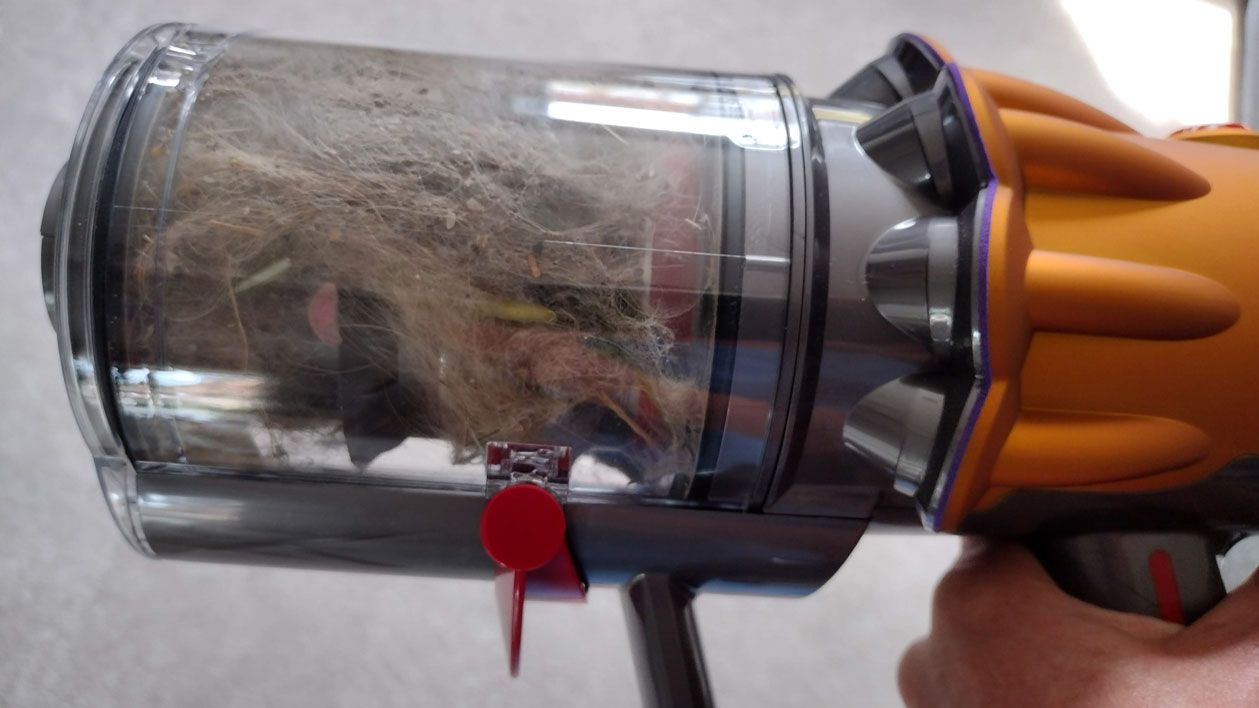 Image shows the Dyson V12 Detect Slim.