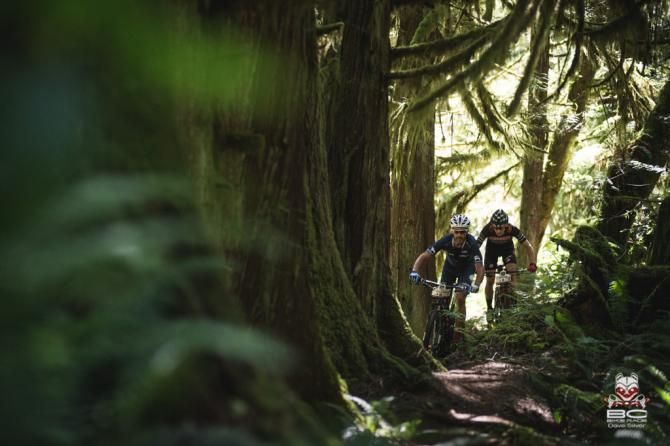 Jason Sager (Backcountry Bikes) and Spencer Paxson (Kona) took an early lead in the stage.