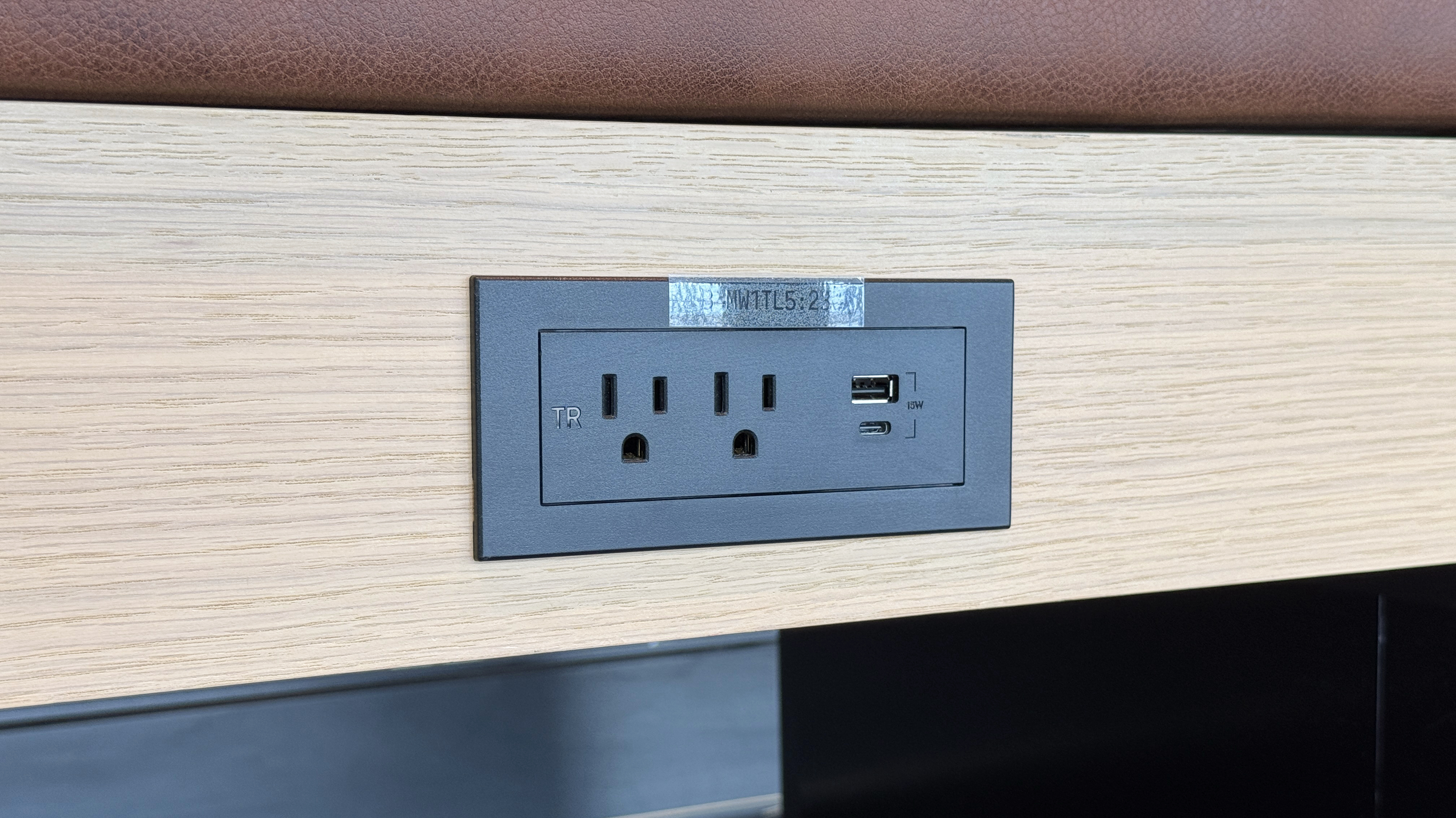 The new United Club at Denver International Airport Terminal B, near Gate 32.