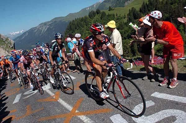 Valverde leads Contador and Evans.