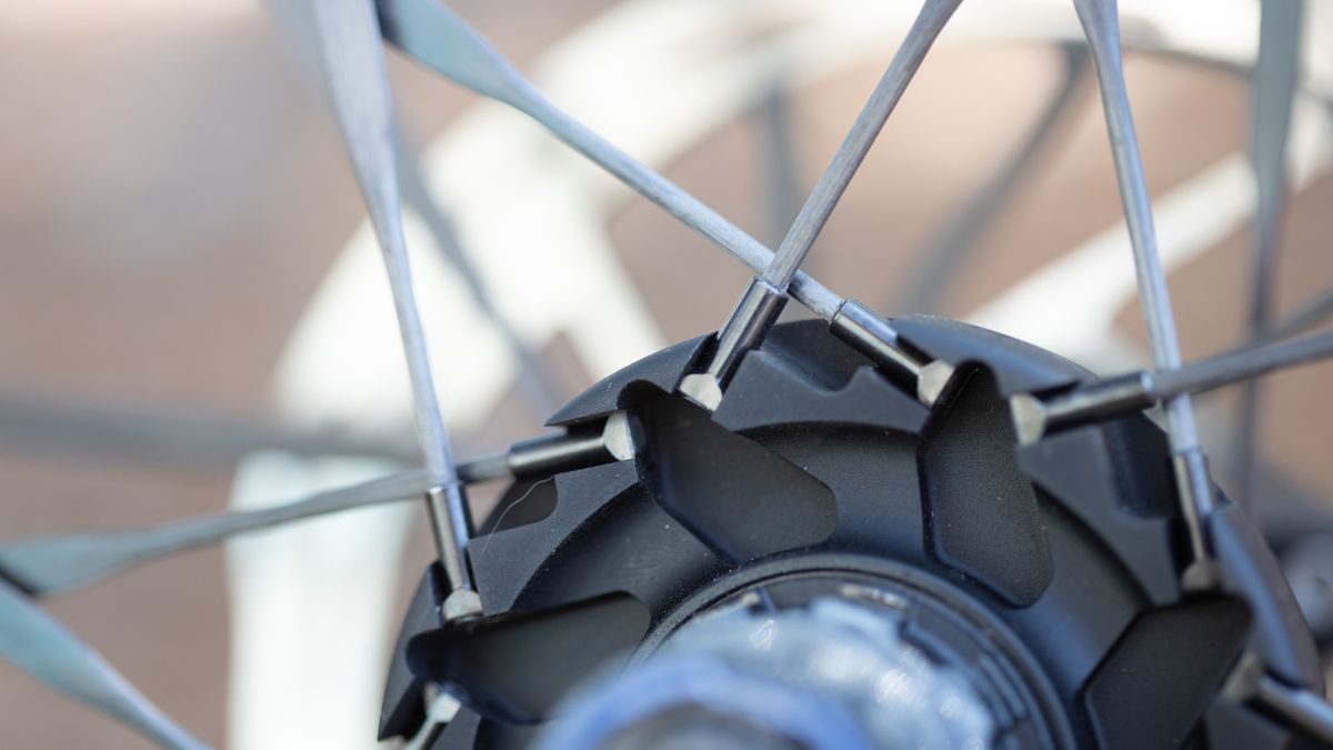 Cadex 50 Ultra Disc spoke alloy nipples