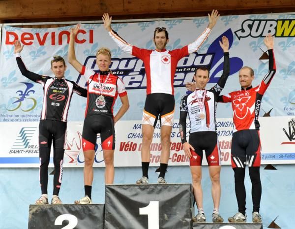 Elite Men's podium: Seamus McGrath, Max Plaxton, Geoff Kabush, Derek Zandstra, Andrew Watson