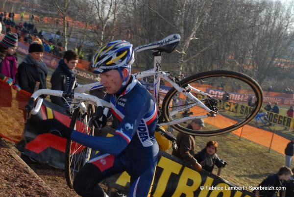 Arnaud Jouffroy (France) labours up the steps.