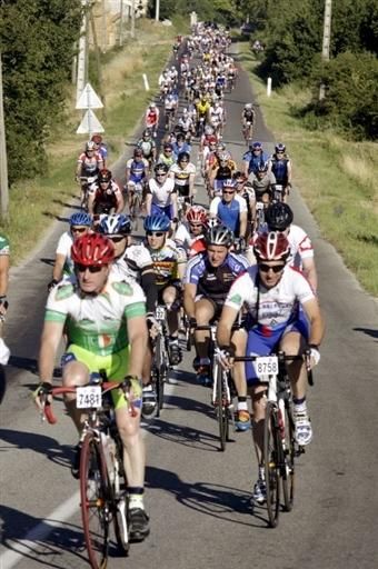 Nearly 8000 people took to the start of this year's L'Etape du Tour to Mont Ventoux.