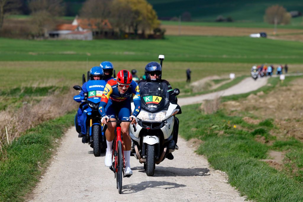 WEVELGEM, BELGIUM - MARCH 24 : pictured during the 86th edition of the Gent - Wevelgem in Flanders Fields cycling race for elite men with start in Ieper and finish in Wevelgem on March 24, 2024 in Wevelgem, Belgium, 24/03/2024 ( Photo by Jan De Meuleneir / Photonews