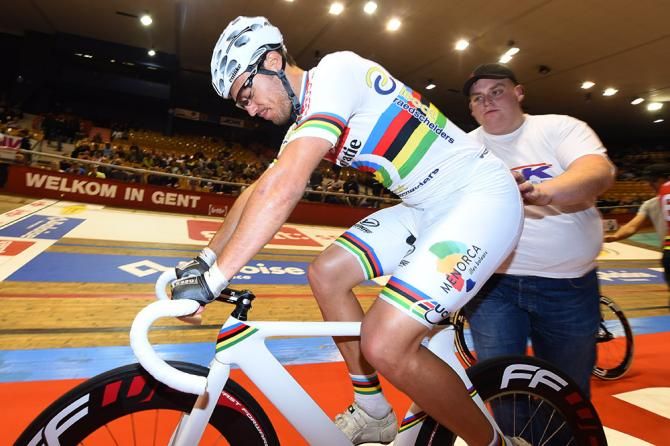 World champion Albert Torres