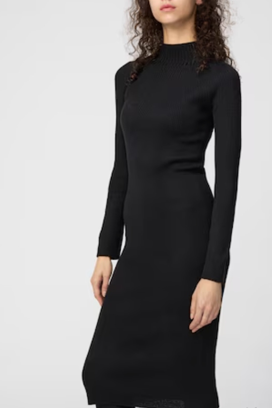 Uniqlo, 3d Knit Seamless Merino Blend Dress