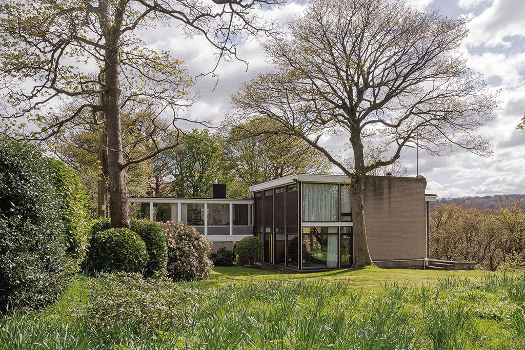 Houses for sale for around &pound;1m &ndash; Farnley Hey II, Farnley Tyas, West Yorkshire