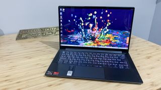 Lenovo IdeaPad Slim 7 (AMD Ryzen 7)