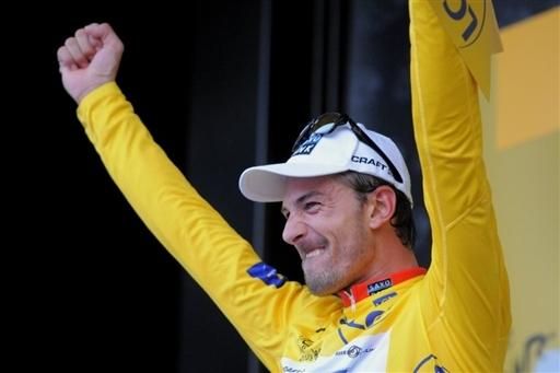 Swiss Fabian Cancellara (Saxo Bank) in the maillot jaune.