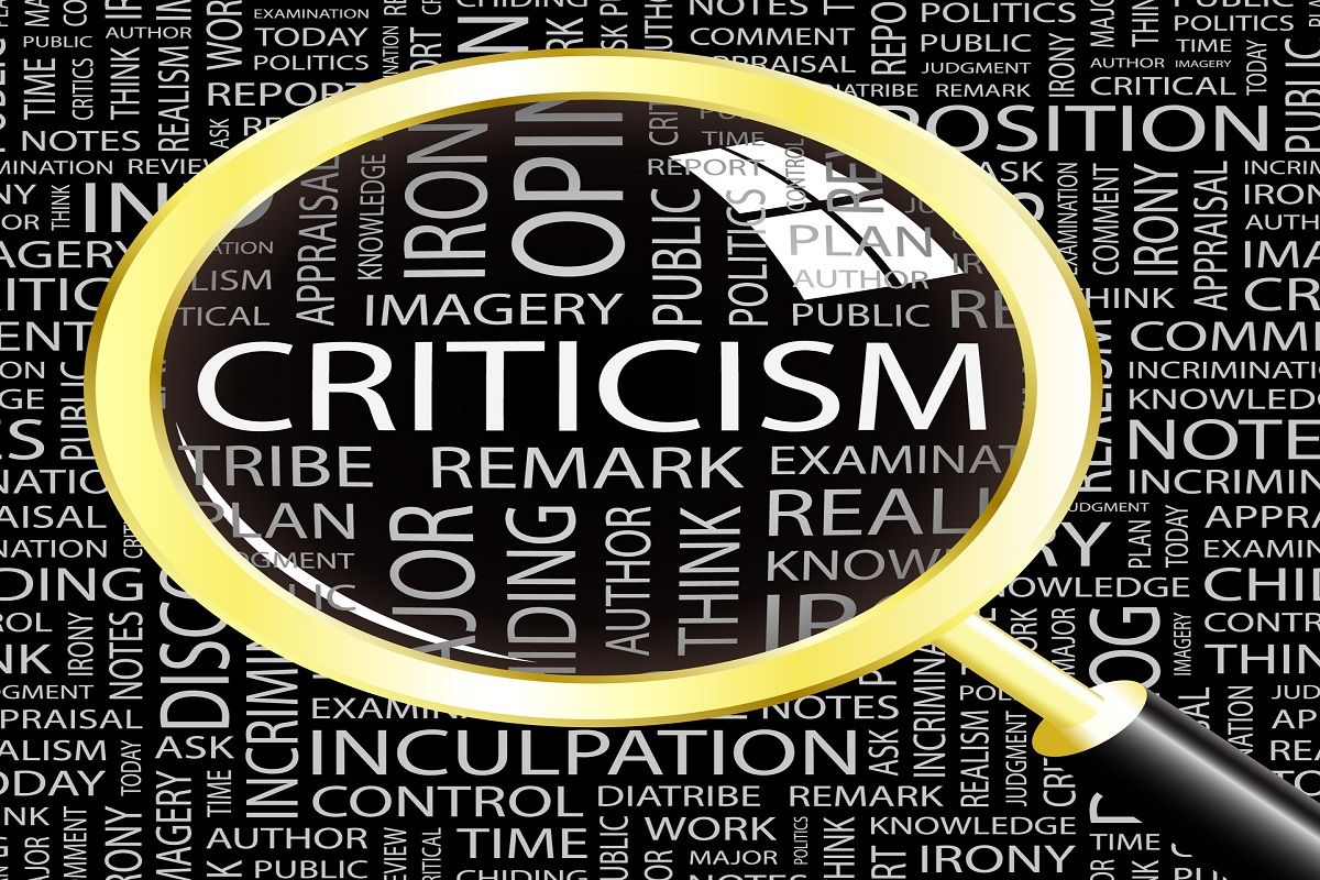 Criticism under magnifying glass