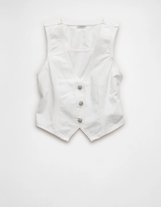 AE classic denim vest in white.