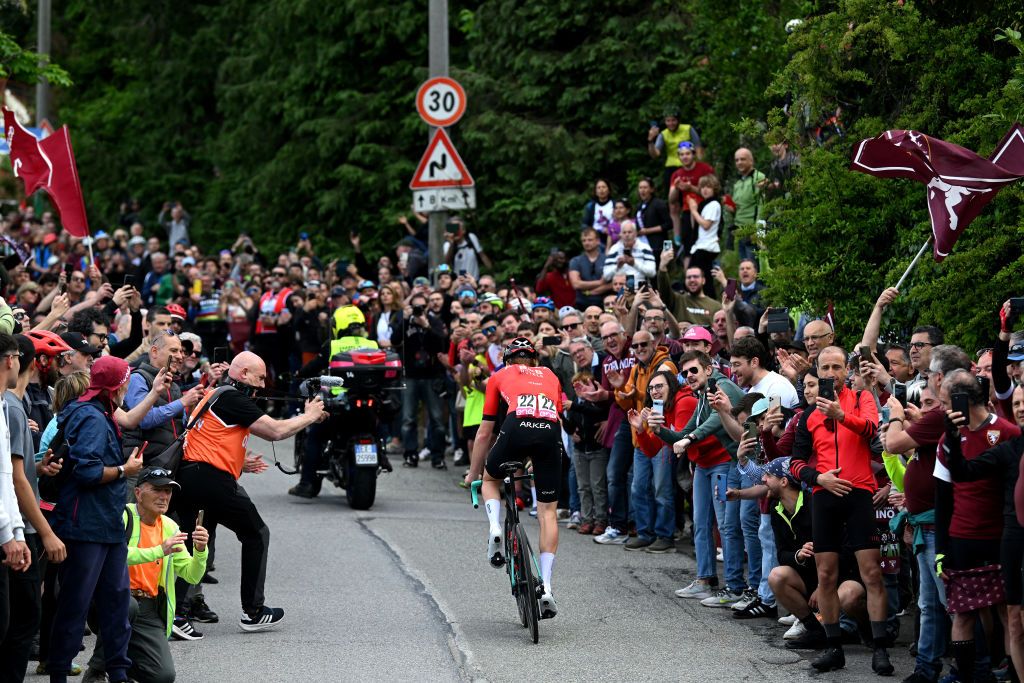 TORINO ITALY MAY 04 Louis Barre of France and and Team Arkea BB Hotels competes in the chase group climbing to Superga 655m while fans cheer during the 107th Giro dItalia 2024 Stage 1 a 140km stage from Venaria Reale to Torino UCIWT on May 04 2024 in Torino Italy Photo by Dario BelingheriGetty Images