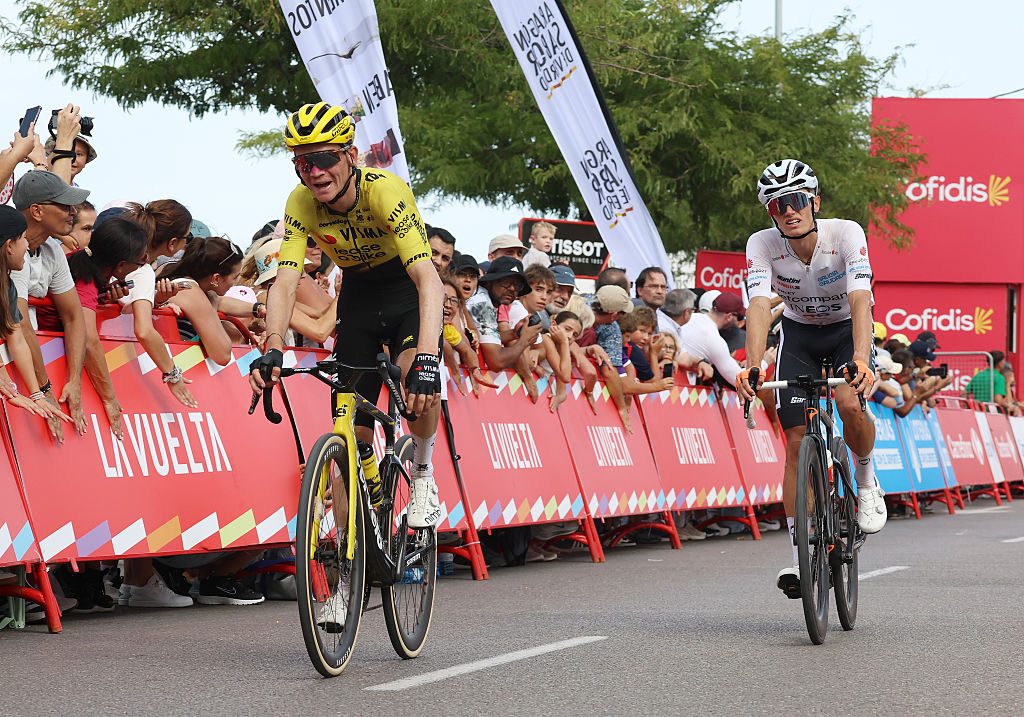 CASTELLO, SPAIN - AUGUST 27: (L-R) Sepp Kuss of United States and Team Visma | Lease a Bike and Oscar Onley of Great Britain and Netcompany INEOS Cycling Team - White Best Young Rider Jersey cross the finish line during the La Vuelta - 81st Tour of Spain 2026, Stage 6 a 177.4km stage from Alcossebre to Castello / #UCIWT / on August 267 2026 in Castello, Spain. (Photo by Alexander Hassenstein/Getty Images)
