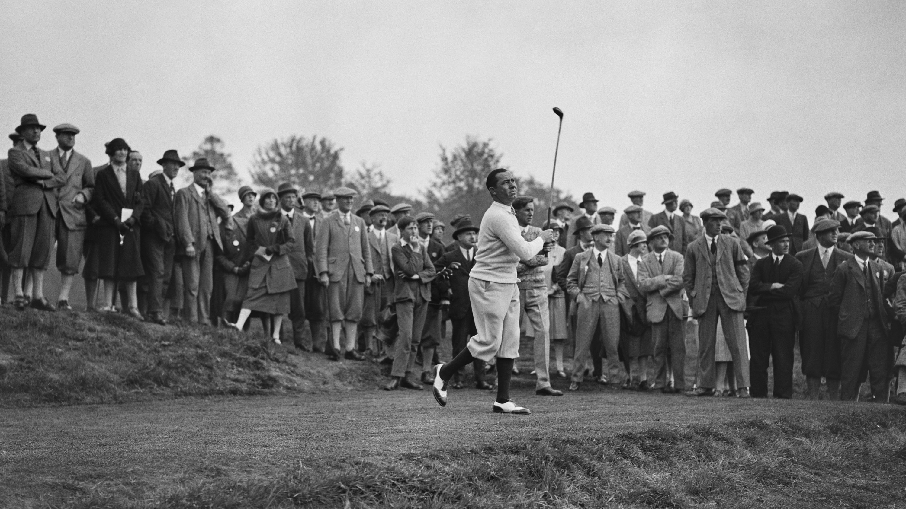 Walter Hagen driving in 1926