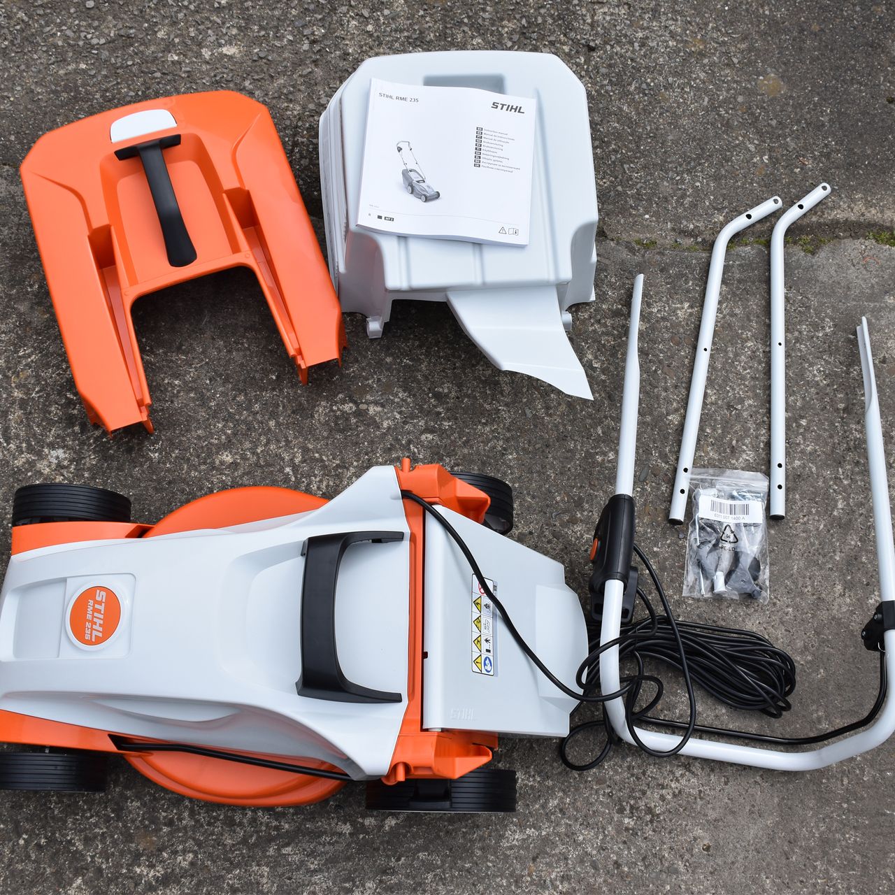 Testing the Stihl RME 235 Electric Lawn Mower at home