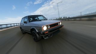 Forza Horizon 5 VW golf drifting on highway for tricks