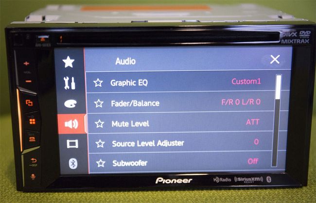 Pioneer AVH501EX Review | Top Ten Reviews