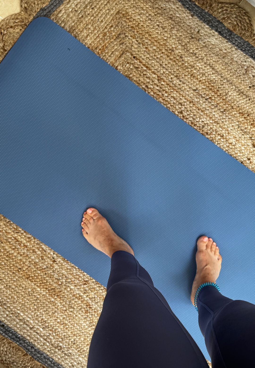 Health writer Anna Bartter trying the 5-5-5-30 morning routine
