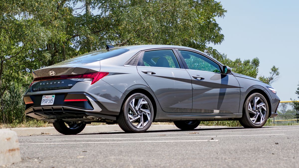 2026 Hyundai Elantra Hybrid review.