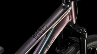 Cube Flying Circus 240 top tube view