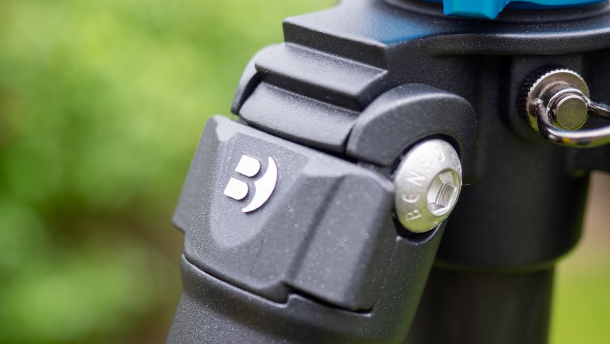 Benro Mach3 leg locking mechanism