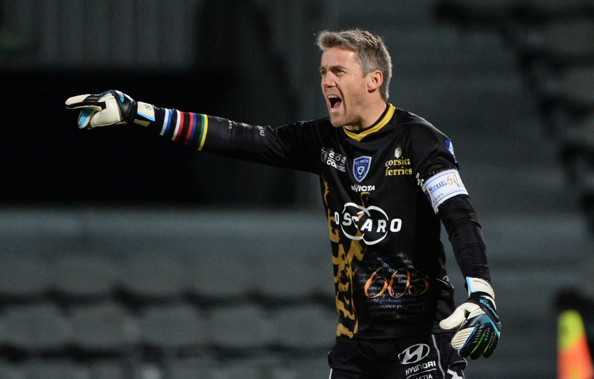 Landreau proud of Ligue 1 appearance landmark FourFourTwo