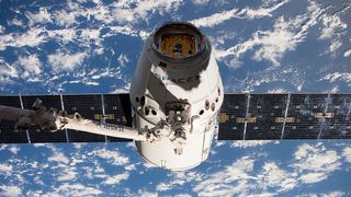 SpaceX's Dragon cargo craft