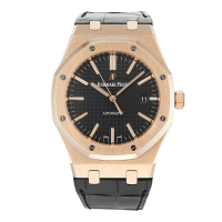 Pre-owned Audemars Piguet Royal Oak:&nbsp;was £46,995, now £37,595 at Goldsmiths