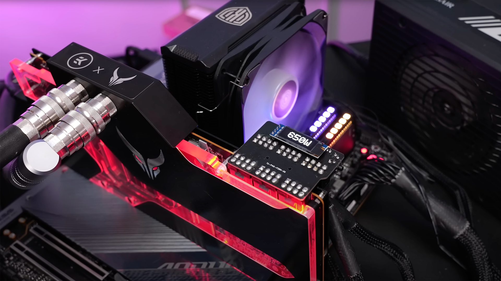 Red devil 7900 xtx. RX 7900 XTX. RX 7900 XTX Red Devil. AMD RX 7900. Радиатор охлаждения для видеокарты rx580.