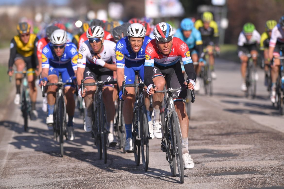 Bob Jungels (Quick Step Floors) takes up the lead