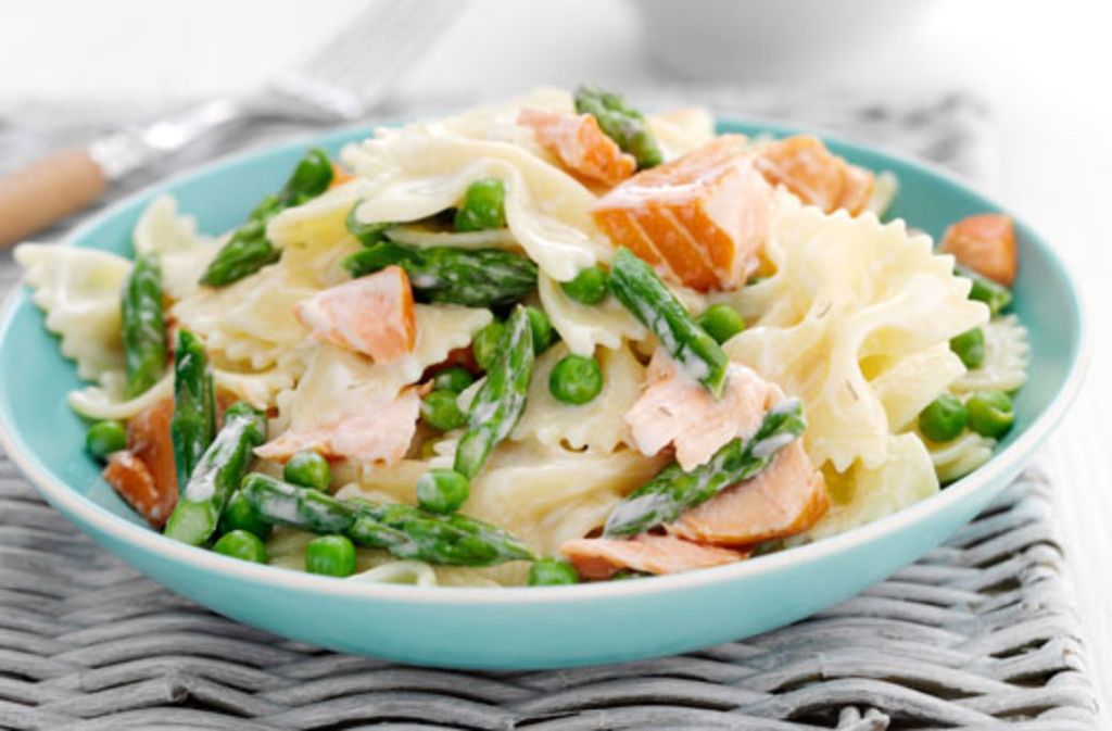 Salmon and pea pasta Dinner Recipes GoodtoKnow