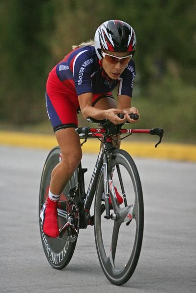 Veronica Leal (Michela Fanini) on her way to the Mexican TT championship