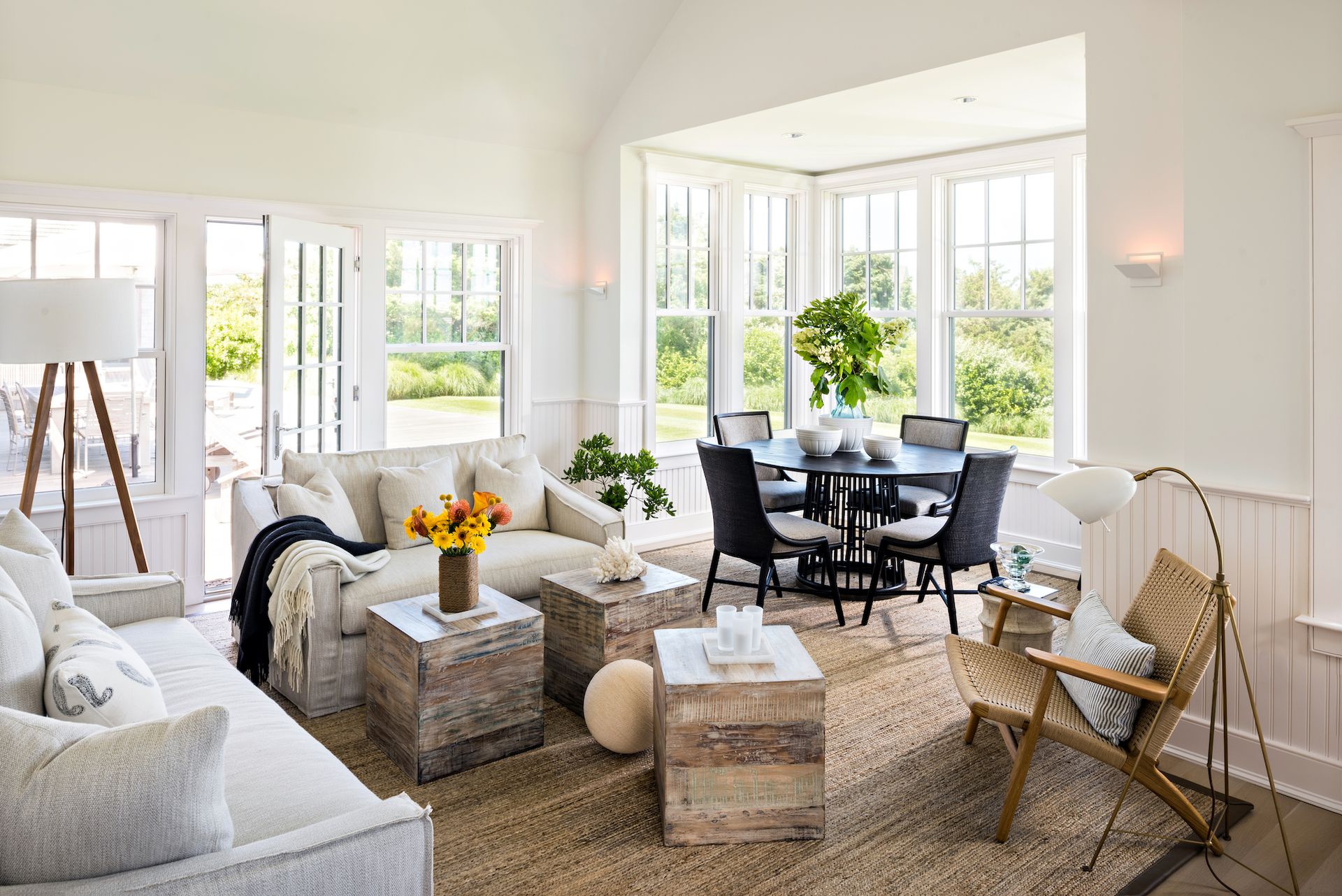 new england style coastal living room