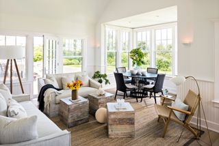 new england style coastal living room