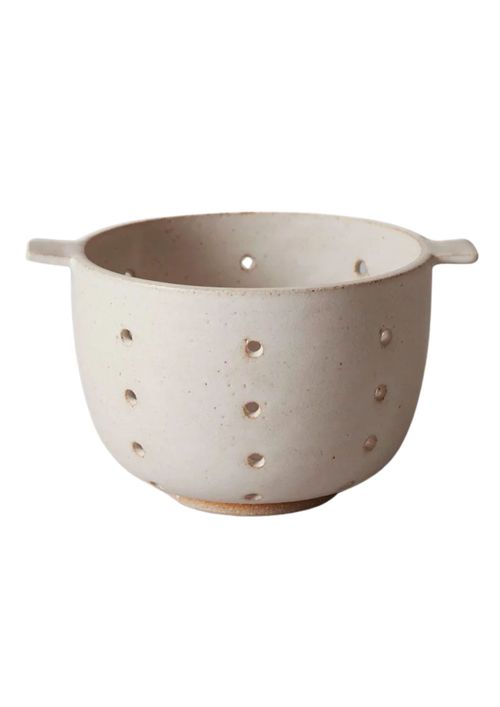 Berry Colander in Matte White