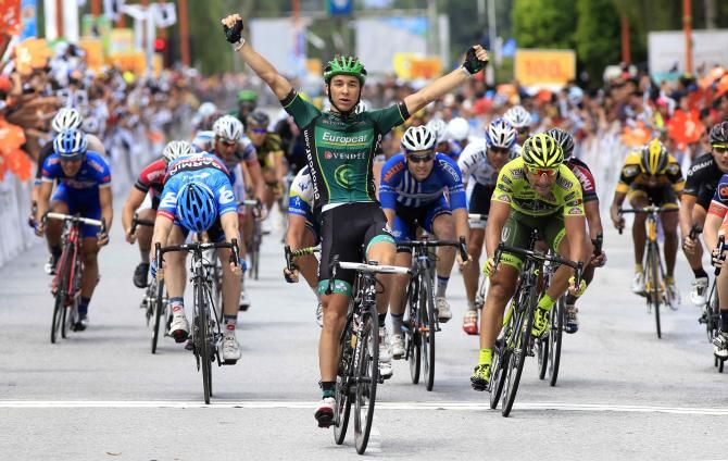 Coquard takes the win while Chicchi came from a long way back to take second place on Stage 9