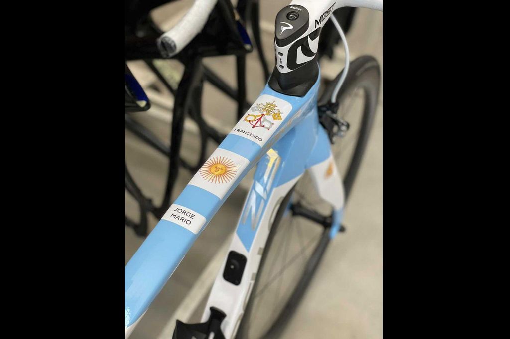 The Pope's custom Pinarello Dogma