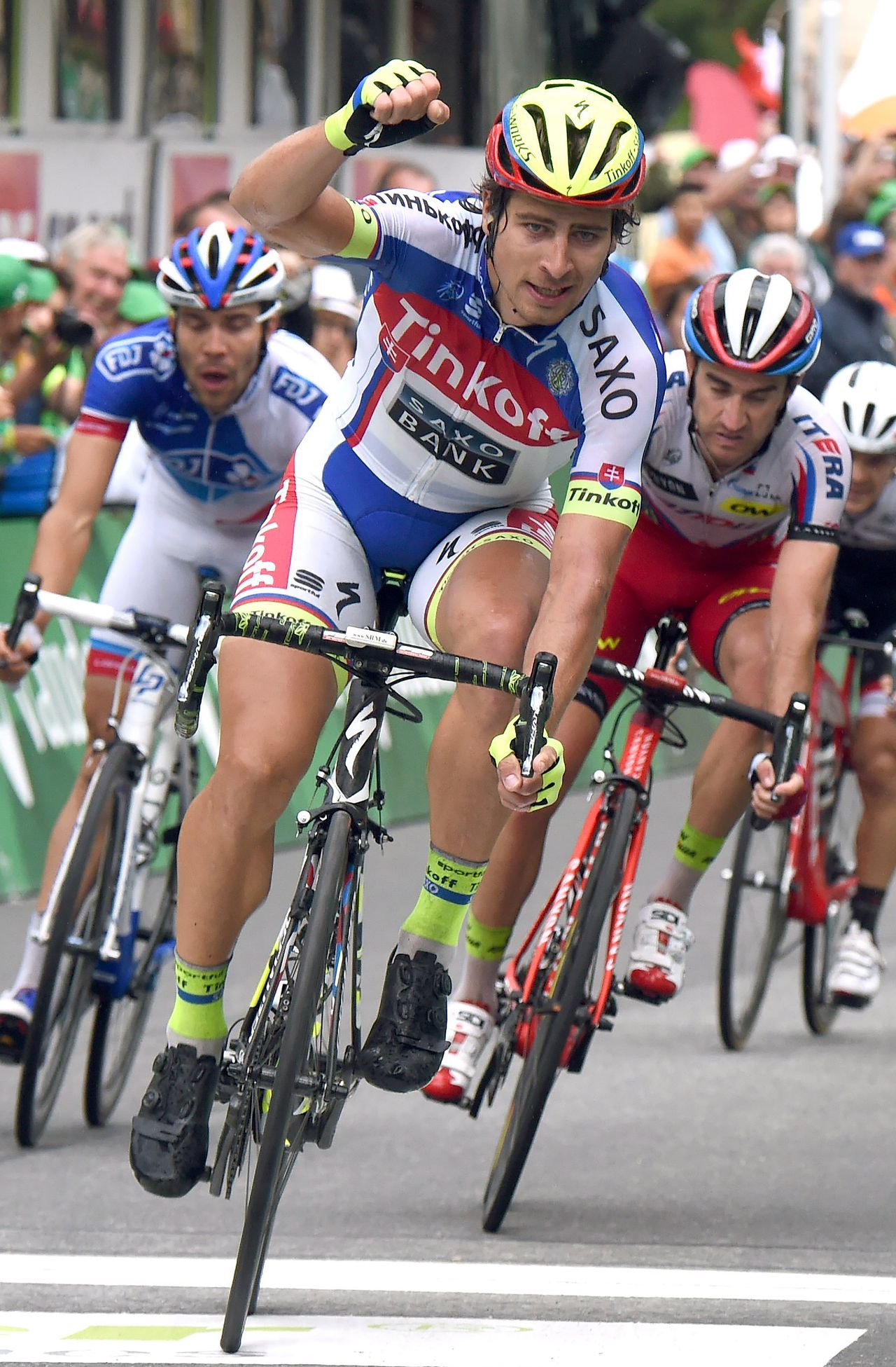Peter Sagan celebrates his victory