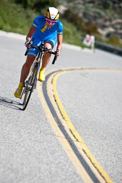 Emillia Fahlin (HTC-Columbia) rounds a bend on the way to the top