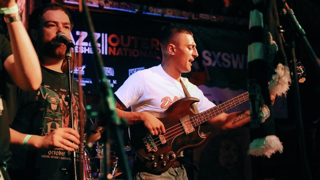 Stan Woodward of the band Knats performing at Jazz Re:freshed.