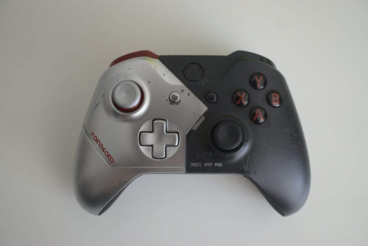Xbox One Controller Cyberpunk