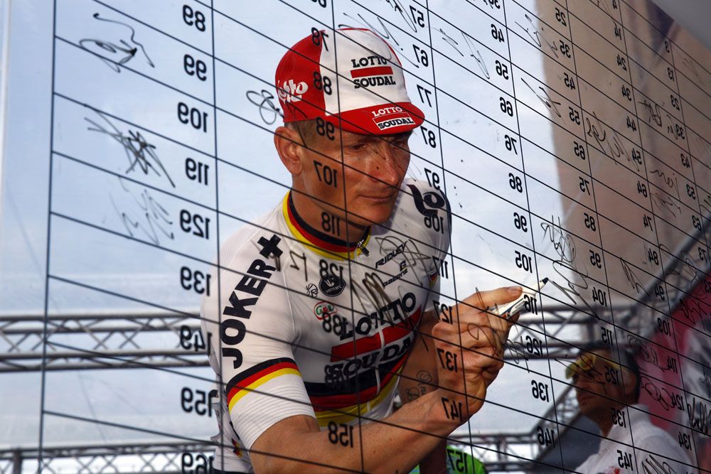 Andr&eacute; Greipel signs on