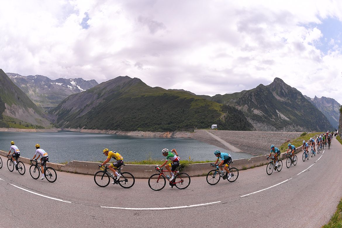Chris Froome in the Tour de France peloton
