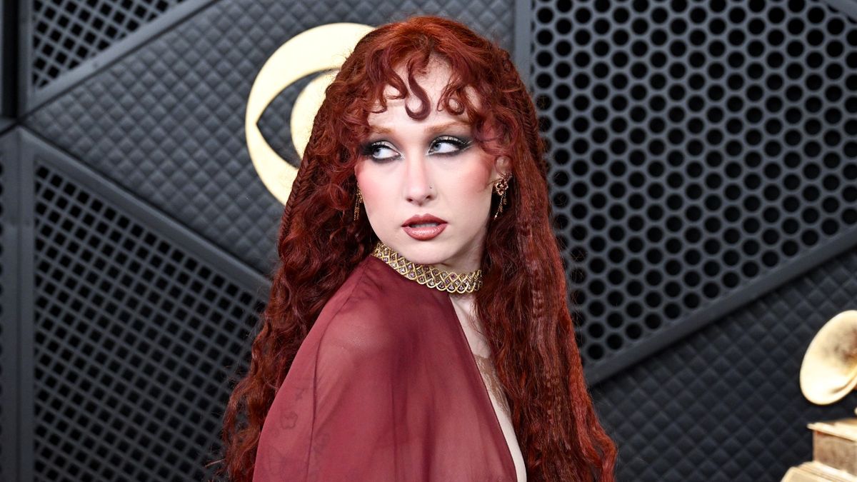 Chappell Roan Cosigned a 2010 Hair Trend at the 2026 Grammys | Who 