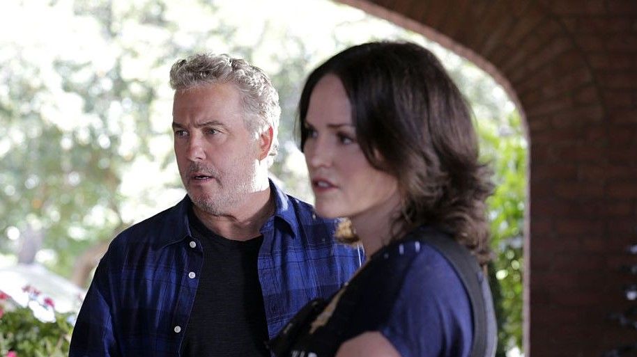 William Petersen and Jorja Fox in CSI: Vegas