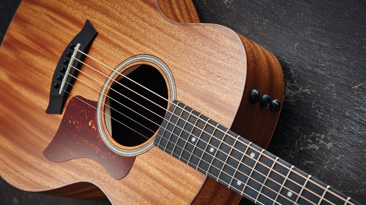 Best 3/4 acoustic guitars: Portability and playability