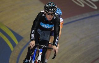 Geraint Thomas warms up for the men's scratch race.