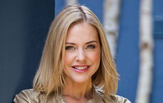 CINDY played by Stephanie Waring