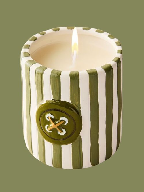 Emma Chamberlain Icon Candle, Button